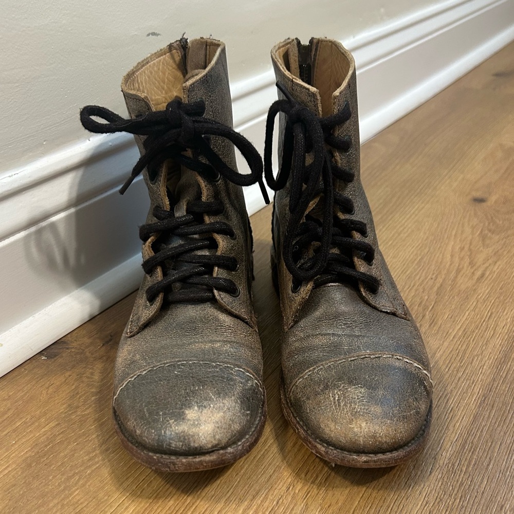 Bed Stu Laurel Lace Up Combat Boots in Teak Lux